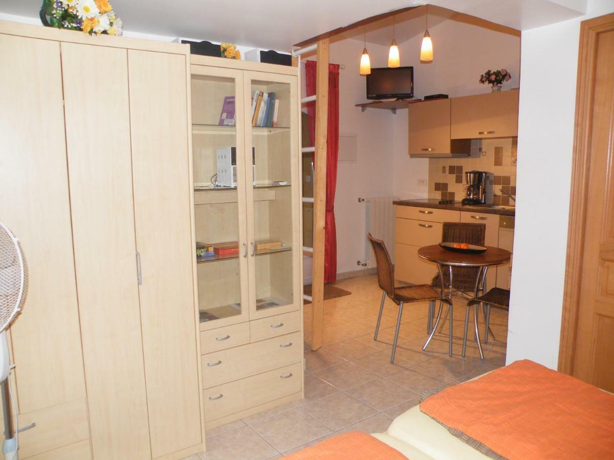 Villa Liamone Studio Fuer 3 Personen , 400 M Vom Strand, Pool, Klimaanlage Sagone  Exterior photo